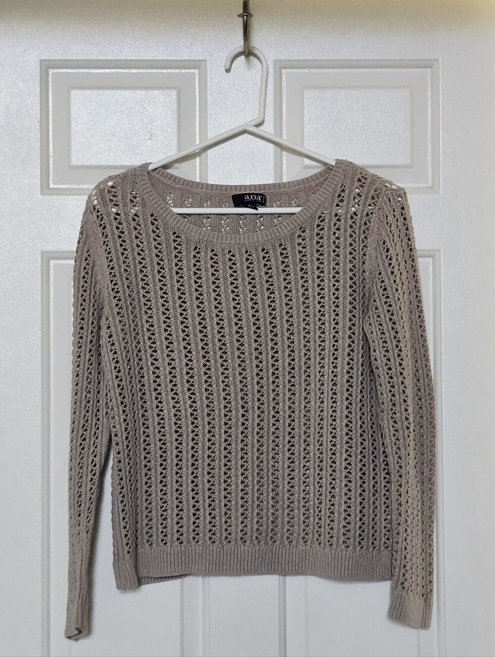 Crochet Sweater in Taupe Beige